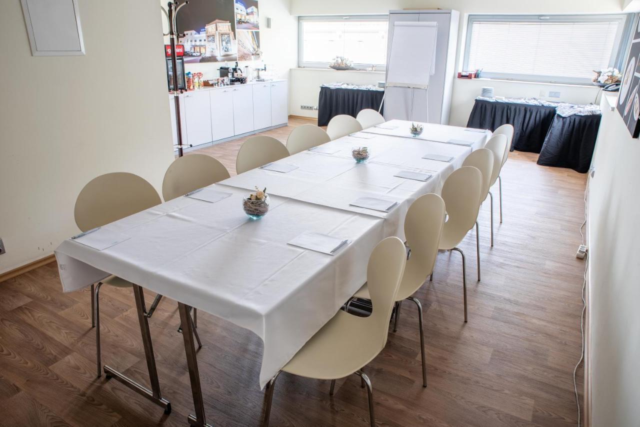 Restaurant & Design Hotel Noem Arch Brno Ngoại thất bức ảnh