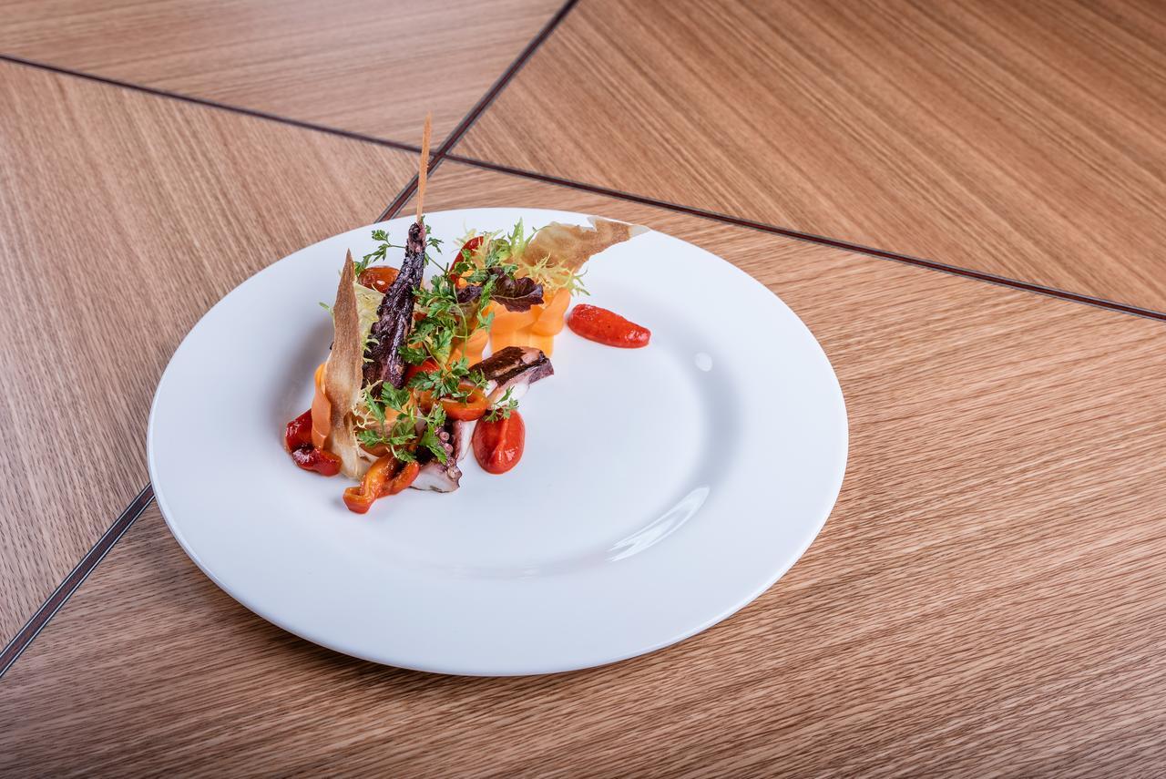 Restaurant & Design Hotel Noem Arch Brno Ngoại thất bức ảnh