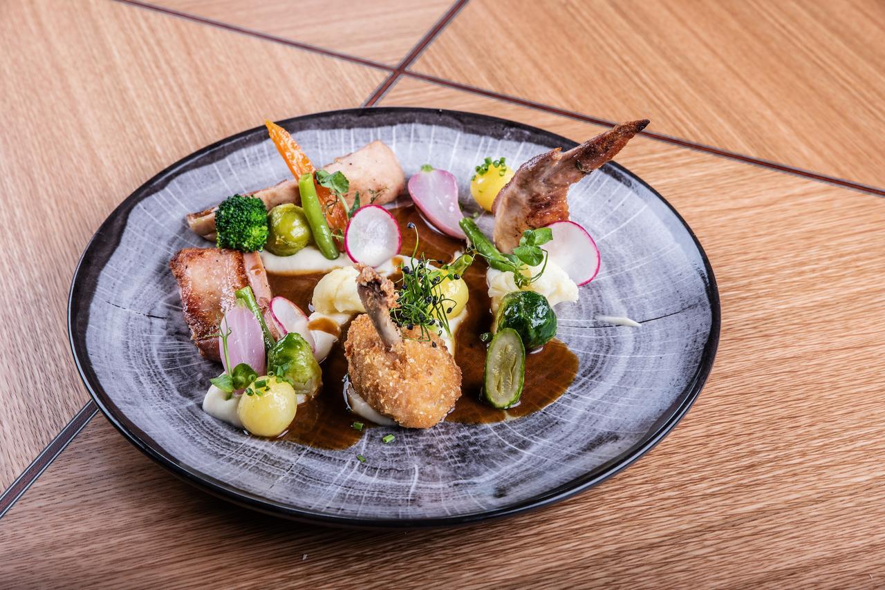 Restaurant & Design Hotel Noem Arch Brno Ngoại thất bức ảnh