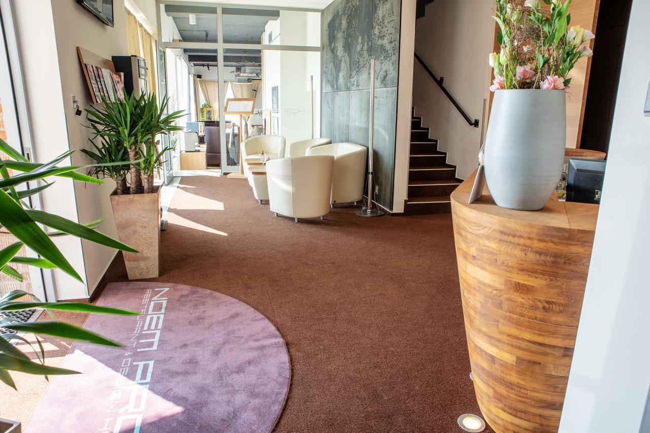 Restaurant & Design Hotel Noem Arch Brno Ngoại thất bức ảnh