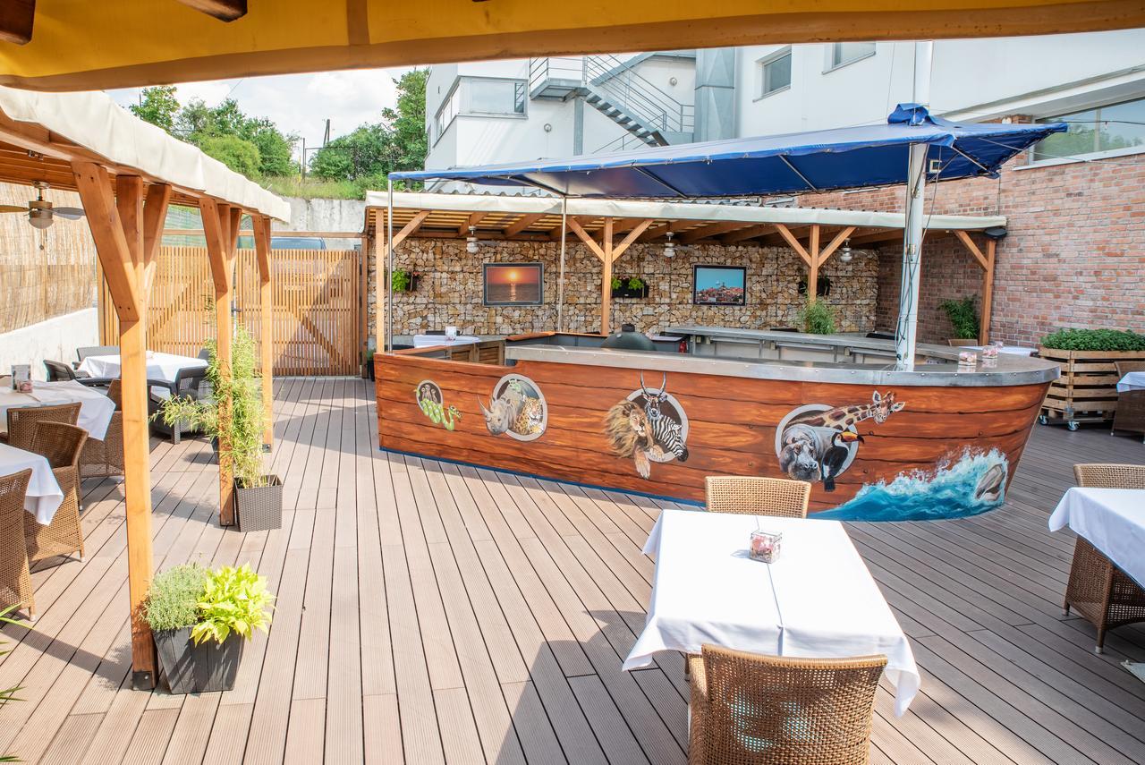 Restaurant & Design Hotel Noem Arch Brno Ngoại thất bức ảnh