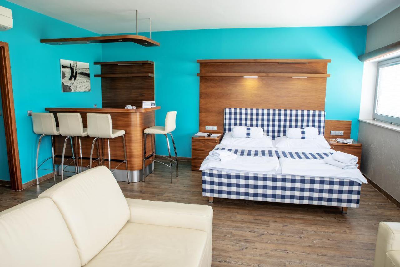 Restaurant & Design Hotel Noem Arch Brno Ngoại thất bức ảnh