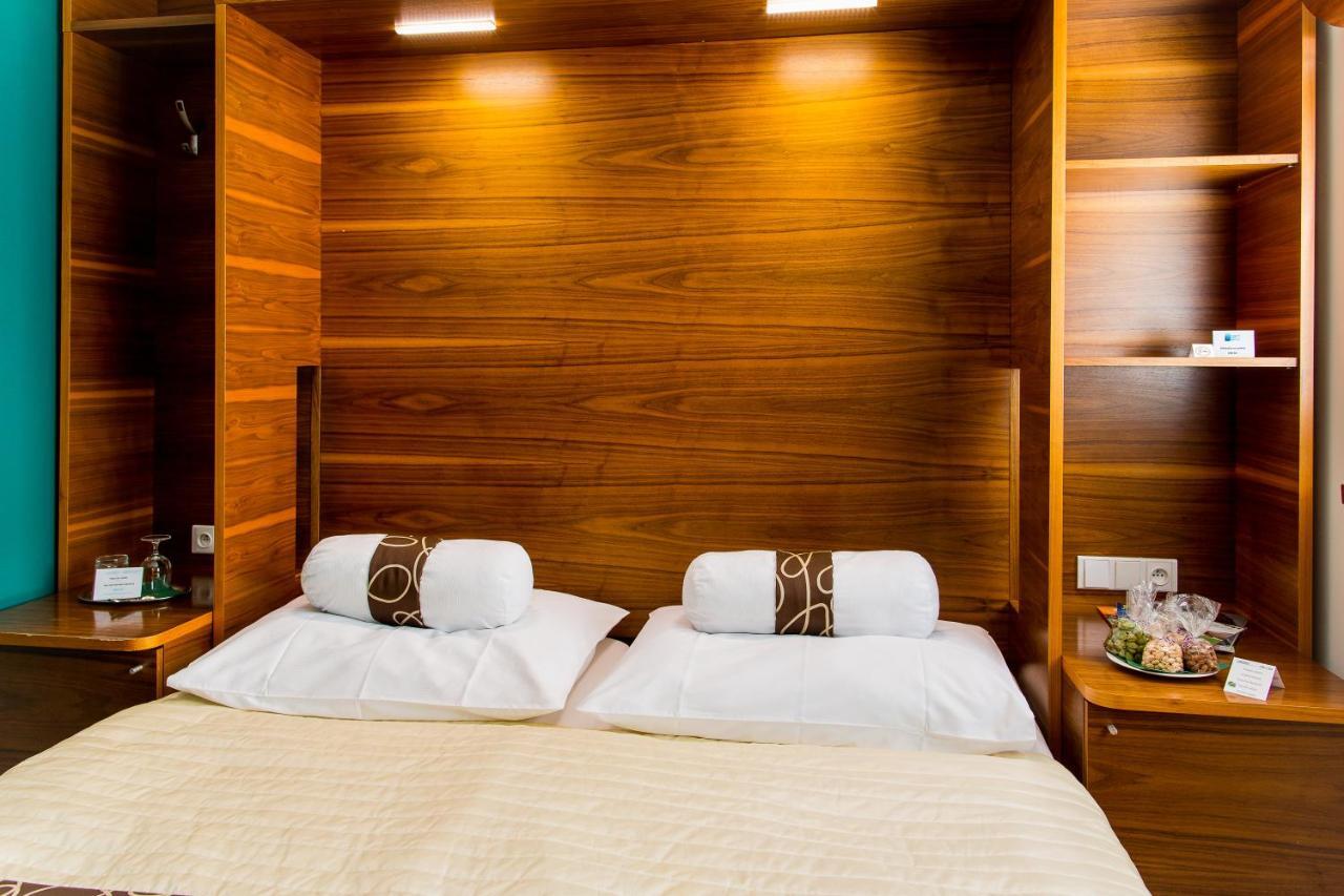 Restaurant & Design Hotel Noem Arch Brno Phòng bức ảnh