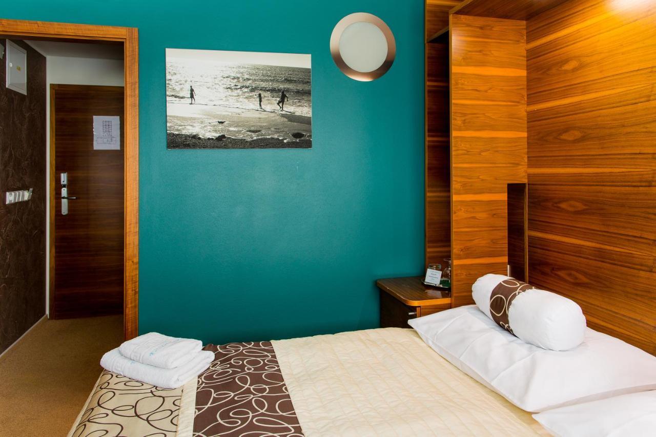 Restaurant & Design Hotel Noem Arch Brno Phòng bức ảnh